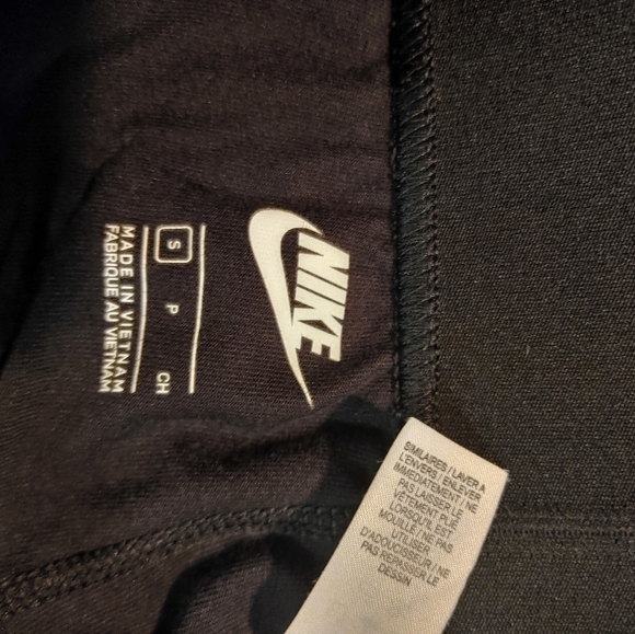 Nike Black and White Leggings Athletic Wear, Size Small - Picture 4 of 7